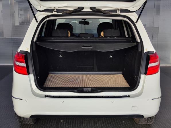 Mercedes-Benz B-Класс II (W246) с пробегом 2013 года, цена 1 055 000 рублей, 203440 км, хэтчбек, Автокод Объявления
