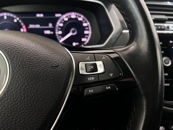 Volkswagen Tiguan II с пробегом 2019 года, цена 2 720 000 рублей, 129306 км, внедорожник, Автокод Объявления
