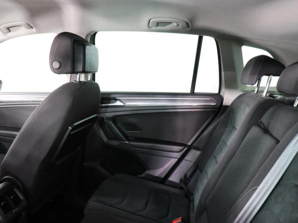 Volkswagen Tiguan II с пробегом 2017 года, цена 2 420 000 рублей, 101940 км, внедорожник, Автокод Объявления