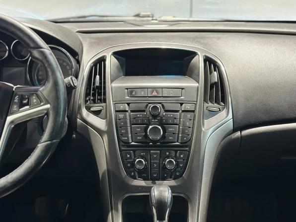 Opel Astra J с пробегом 2012 года, цена 750 000 рублей, 162000 км, универсал, Автокод Объявления