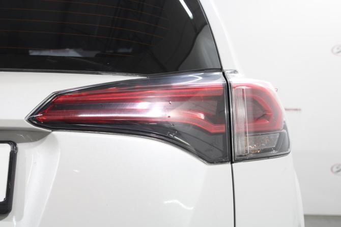 Toyota RAV4 IV (XA40) Рестайлинг с пробегом 2018 года, цена 2 650 000 рублей, 61239 км, внедорожник, Автокод Объявления