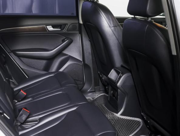Audi Q5 I (8R) Рестайлинг с пробегом 2014 года, цена 1 690 000 рублей, 264317 км, внедорожник, Автокод Объявления
