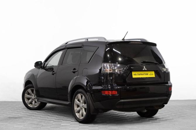 Mitsubishi Outlander II Рестайлинг с пробегом 2010 года, цена 1 349 000 рублей, 198000 км, внедорожник, Автокод Объявления