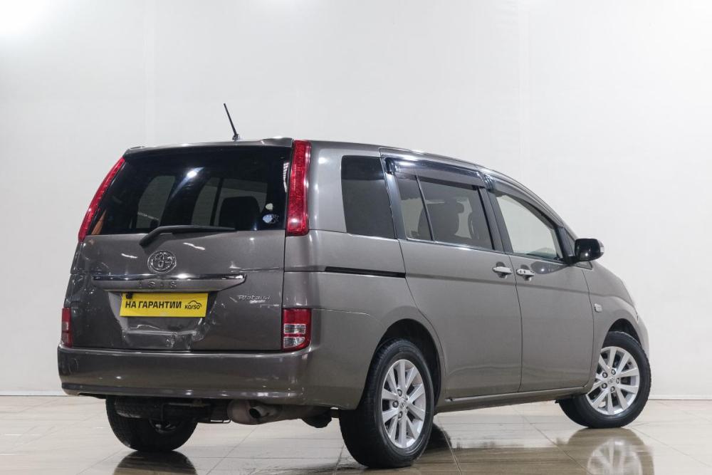 Toyota ISis I Рестайлинг Новокузнецк  - изображение 7