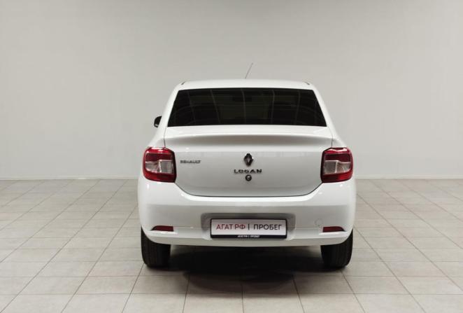 Renault Logan II с пробегом 2018 года, цена 750 000 рублей, 161958 км, седан, Автокод Объявления