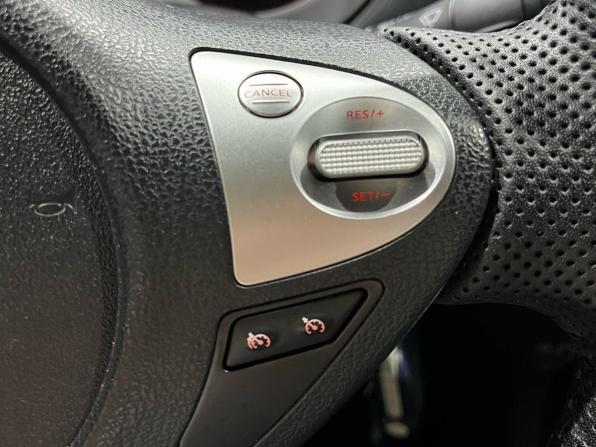 Nissan Juke I с пробегом 2011 года, цена 917 000 рублей, 136725 км, внедорожник, Автокод Объявления