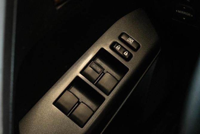Toyota RAV4 IV (XA40) с пробегом 2015 года, цена 1 879 000 рублей, 174547 км, внедорожник, Автокод Объявления