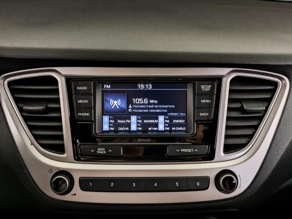 Hyundai Solaris II Рестайлинг с пробегом 2022 года, цена 1 640 000 рублей, 70359 км, седан, Автокод Объявления