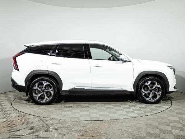 Geely Atlas II с пробегом 2024 года, цена 2 820 000 рублей, 53805 км, внедорожник, Автокод Объявления