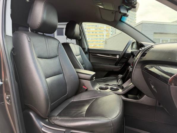 Kia Sorento II с пробегом 2010 года, цена 1 085 000 рублей, 321000 км, внедорожник, Автокод Объявления