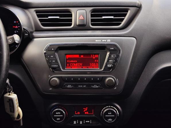 Kia Rio III с пробегом 2012 года, цена 690 000 рублей, 215018 км, седан, Автокод Объявления