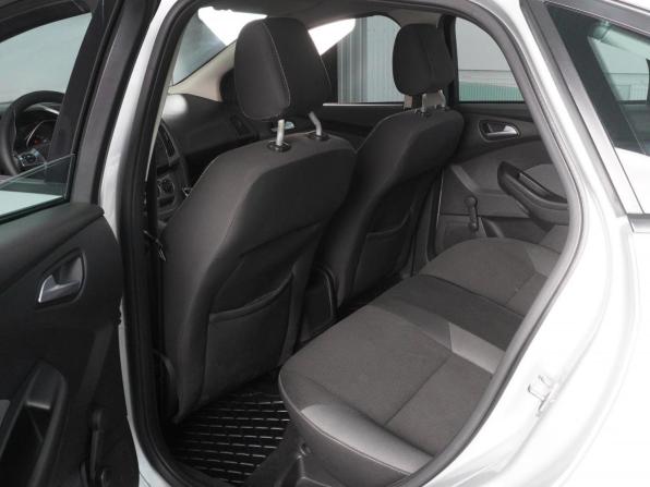 Ford Focus III с пробегом 2012 года, цена 800 000 рублей, 295519 км, седан, Автокод Объявления