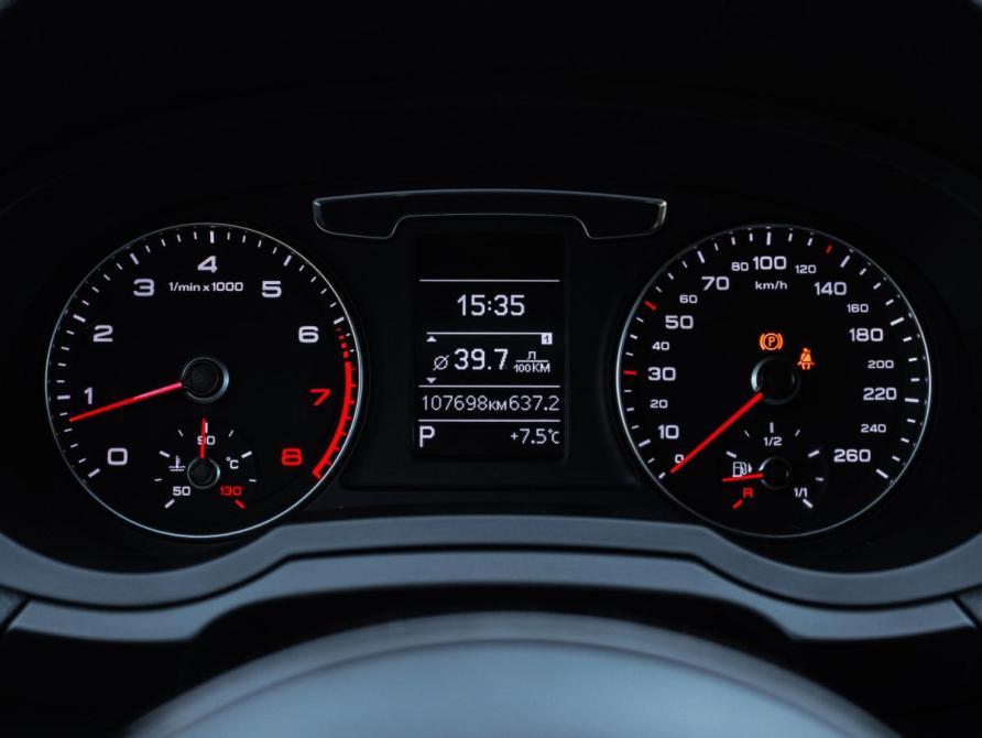 Audi Q3 I (8U) Рестайлинг Москва  - изображение 7
