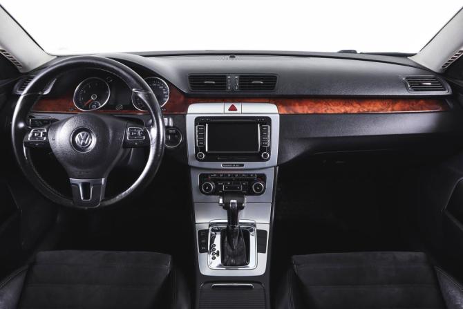 Volkswagen Passat B6 с пробегом 2010 года, цена 739 000 рублей, 179100 км, седан, Автокод Объявления