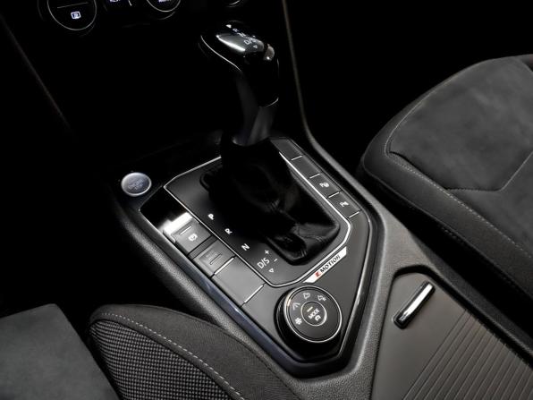 Volkswagen Tiguan II с пробегом 2020 года, цена 3 250 000 рублей, 76255 км, внедорожник, Автокод Объявления