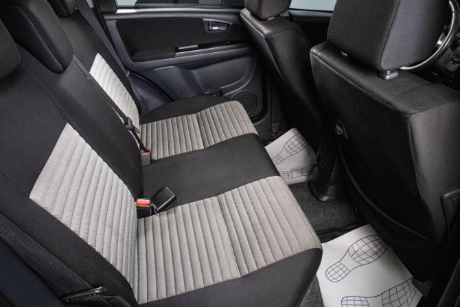 Suzuki SX4 I (Classic) Рестайлинг с пробегом 2010 года, цена 749 000 рублей, 309545 км, хэтчбек, Автокод Объявления