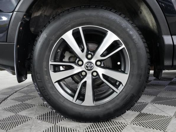 Toyota RAV4 IV (XA40) Рестайлинг с пробегом 2017 года, цена 2 443 000 рублей, 138880 км, внедорожник, Автокод Объявления