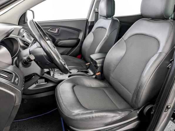 Hyundai ix35 I Рестайлинг с пробегом 2014 года, цена 1 350 000 рублей, 212531 км, внедорожник, Автокод Объявления