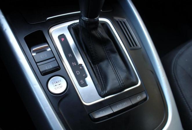 Audi Q5 I (8R) с пробегом 2009 года, цена 1 260 000 рублей, 183028 км, внедорожник, Автокод Объявления