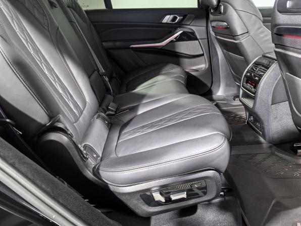 BMW X7 I (G07) Рестайлинг с пробегом 2023 года, цена 14 200 000 рублей, 19900 км, внедорожник, Автокод Объявления
