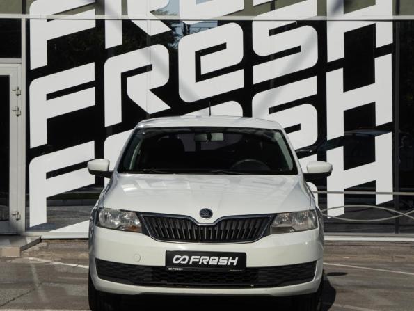 Skoda Rapid I Рестайлинг с пробегом 2018 года, цена 1 040 000 рублей, 188193 км, лифтбек, Автокод Объявления