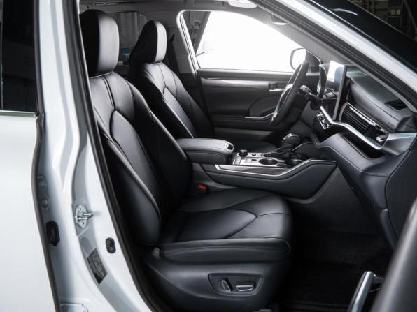 Toyota Highlander IV (XU70) с пробегом 2025 года, цена 5 779 000 рублей, 49 км, внедорожник, Автокод Объявления