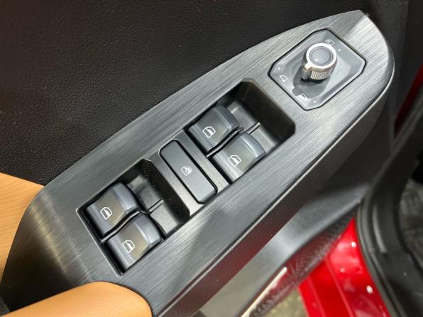 Haval Jolion I с пробегом 2022 года, цена 1 599 000 рублей, 108316 км, внедорожник, Автокод Объявления