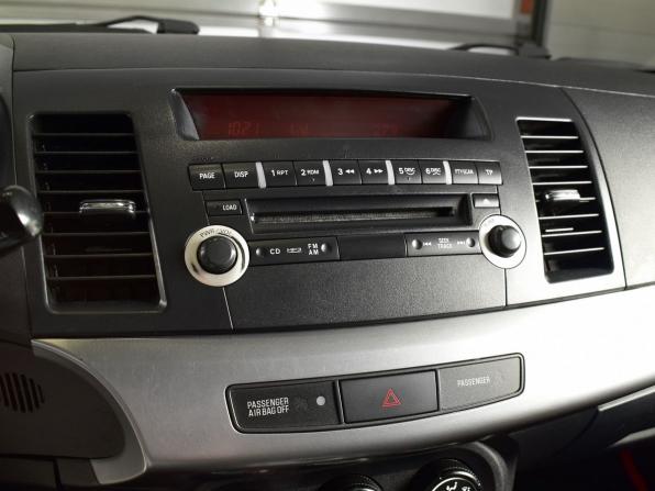 Mitsubishi Lancer X Рестайлинг с пробегом 2011 года, цена 615 999 рублей, 303767 км, седан, Автокод Объявления