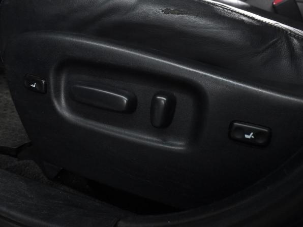 Toyota Highlander II (XU40) Рестайлинг с пробегом 2011 года, цена 1 619 000 рублей, 171994 км, внедорожник, Автокод Объявления