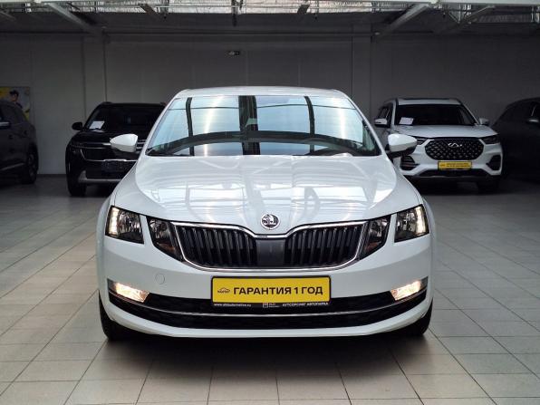 Skoda Octavia III (A7) Рестайлинг с пробегом 2019 года, цена 1 690 000 рублей, 79649 км, лифтбек, Автокод Объявления