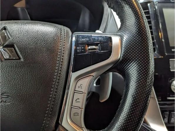 Mitsubishi Pajero Sport III Рестайлинг с пробегом 2022 года, цена 4 250 000 рублей, 30511 км, внедорожник, Автокод Объявления