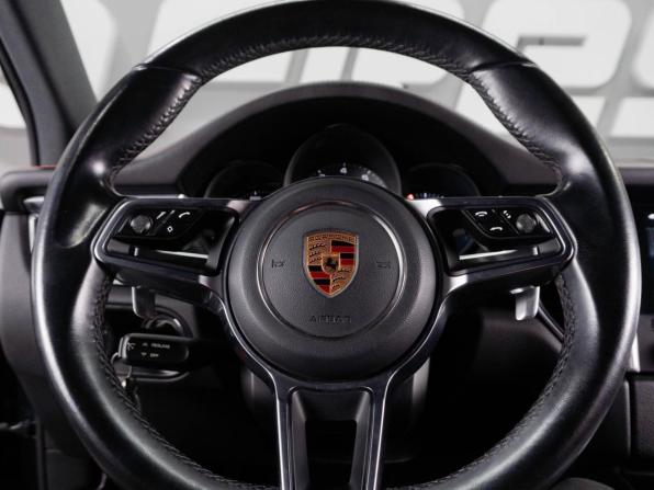 Porsche Macan I с пробегом 2017 года, цена 3 590 000 рублей, 78309 км, внедорожник, Автокод Объявления