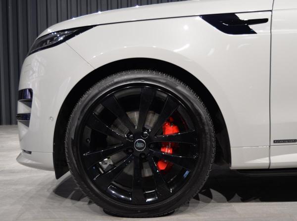 Land Rover Range Rover Sport III с пробегом 2023 года, цена 17 990 000 рублей, 28121 км, внедорожник, Автокод Объявления