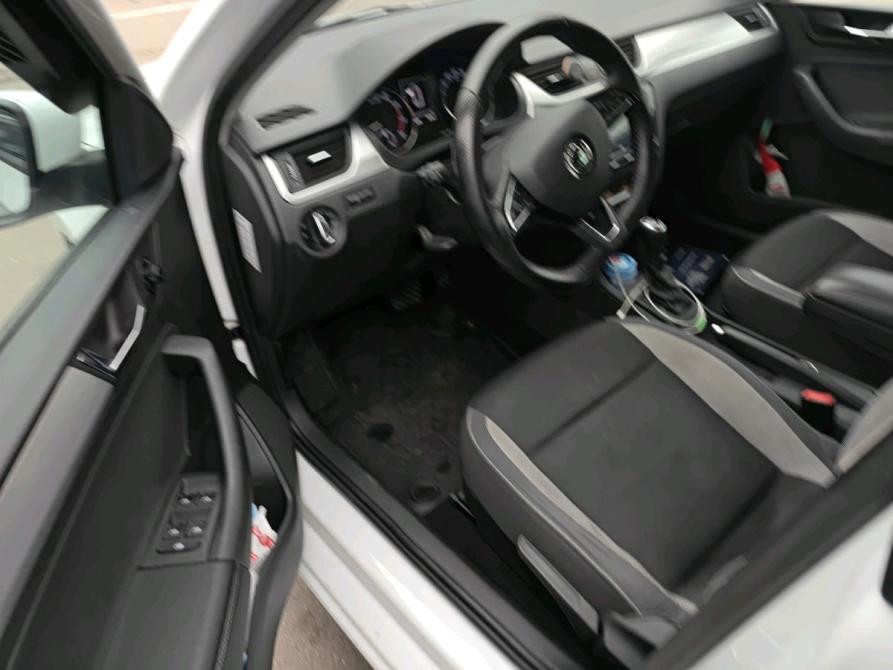 Skoda Rapid I Рестайлинг Москва  - изображение 7