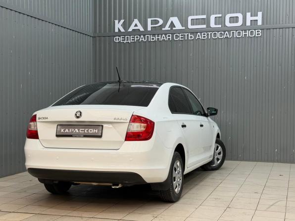 Skoda Rapid I с пробегом 2016 года, цена 1 027 000 рублей, 203421 км, лифтбек, Автокод Объявления