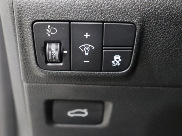 Kia K5 III с пробегом 2021 года, цена 2 099 000 рублей, 141000 км, седан, Автокод Объявления