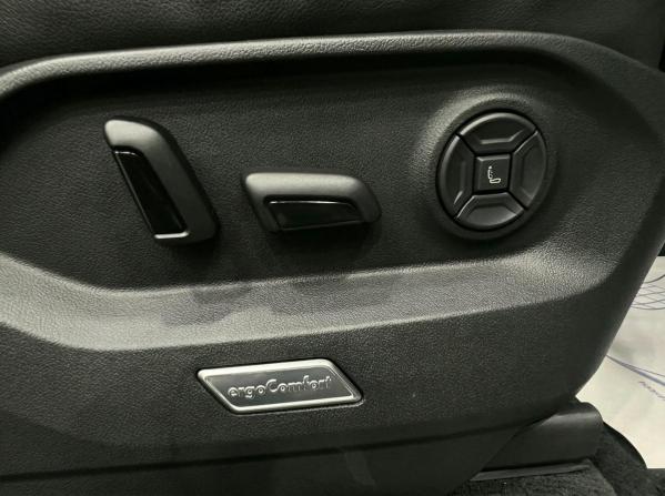 Volkswagen Touareg III с пробегом 2022 года, цена 7 290 000 рублей, 83627 км, внедорожник, Автокод Объявления