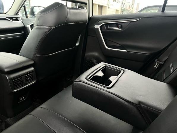 Toyota RAV4 V (XA50) с пробегом 2020 года, цена 3 900 000 рублей, 29169 км, внедорожник, Автокод Объявления