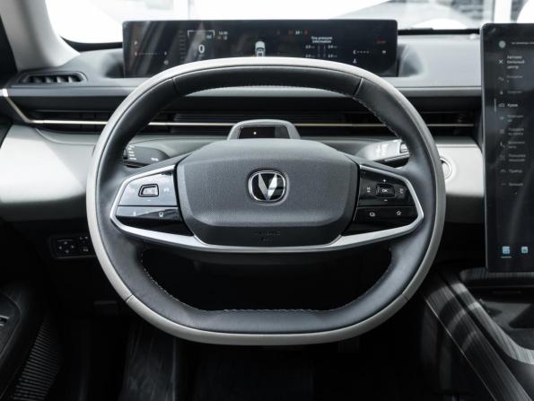 Changan Lamore с пробегом 2023 года, цена 1 989 500 рублей, 25344 км, седан, Автокод Объявления