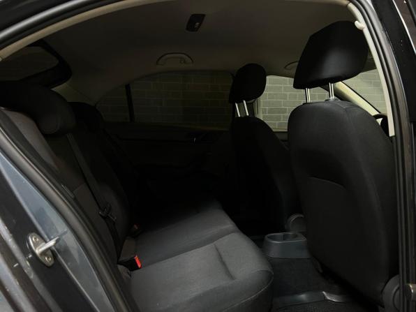 Skoda Rapid I с пробегом 2015 года, цена 915 000 рублей, 100513 км, лифтбек, Автокод Объявления