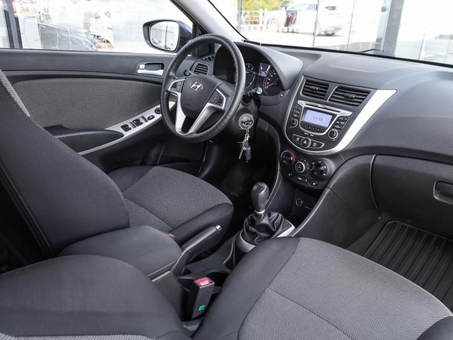 Hyundai Solaris I Москва  - изображение 10