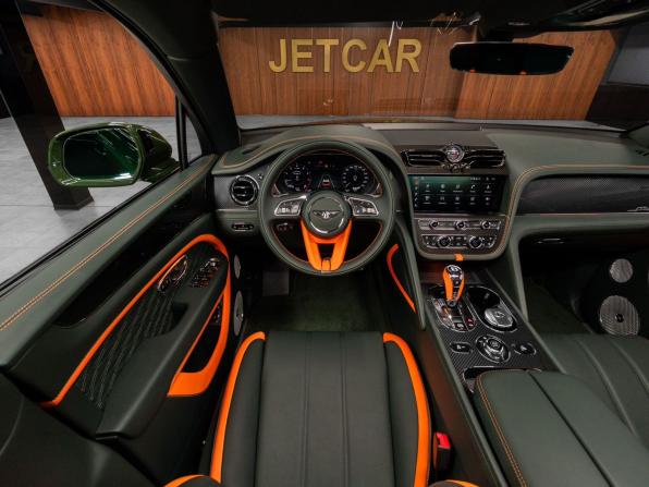 Bentley Bentayga I Рестайлинг с пробегом 2025 года, цена 47 300 000 рублей, 48 км, внедорожник, Автокод Объявления
