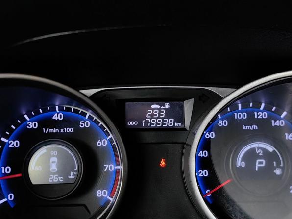 Hyundai ix35 I с пробегом 2012 года, цена 999 000 рублей, 179938 км, внедорожник, Автокод Объявления
