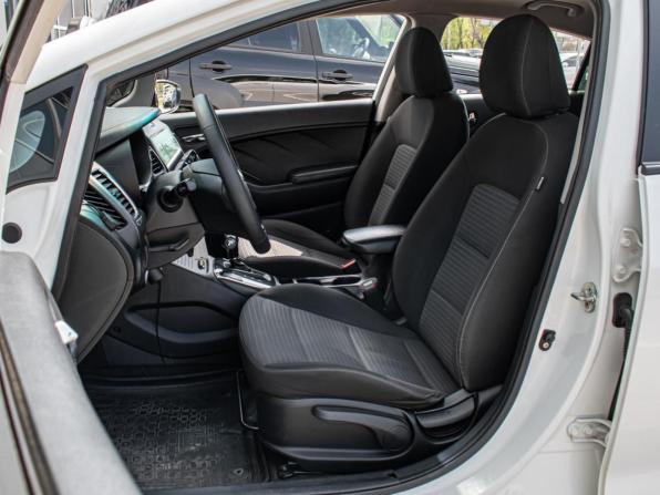 Kia Cerato III Рестайлинг (Classic) с пробегом 2019 года, цена 1 380 000 рублей, 209720 км, седан, Автокод Объявления