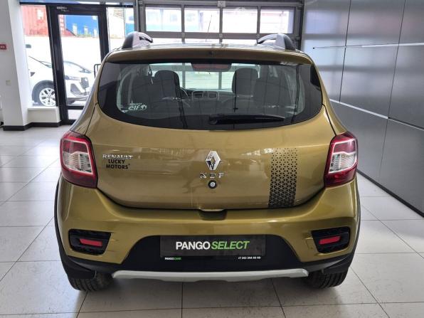 Renault Sandero II с пробегом 2017 года, цена 1 049 000 рублей, 91054 км, хэтчбек, Автокод Объявления