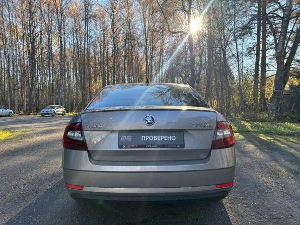Skoda Octavia III (A7) Рестайлинг с пробегом 2018 года, цена 2 240 000 рублей, 80391 км, лифтбек, Автокод Объявления