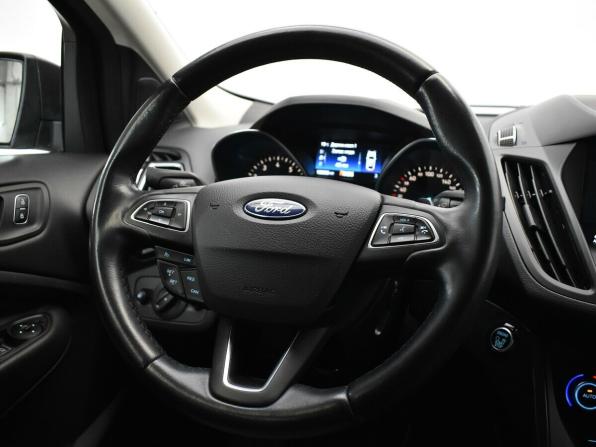Ford Kuga II Рестайлинг с пробегом 2016 года, цена 1 470 000 рублей, 163595 км, внедорожник, Автокод Объявления