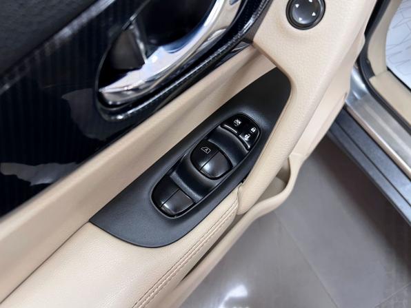 Nissan X-Trail III Рестайлинг с пробегом 2019 года, цена 2 295 000 рублей, 135872 км, внедорожник, Автокод Объявления