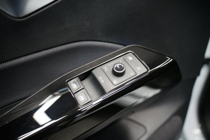 Volkswagen ID.3 I с пробегом 2022 года, цена 3 290 000 рублей, 40000 км, хэтчбек, Автокод Объявления
