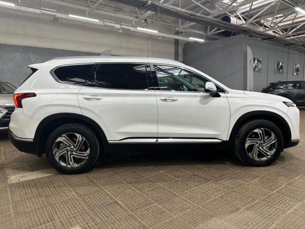 Hyundai Santa Fe IV Рестайлинг с пробегом 2021 года, цена 3 500 000 рублей, 121608 км, внедорожник, Автокод Объявления
